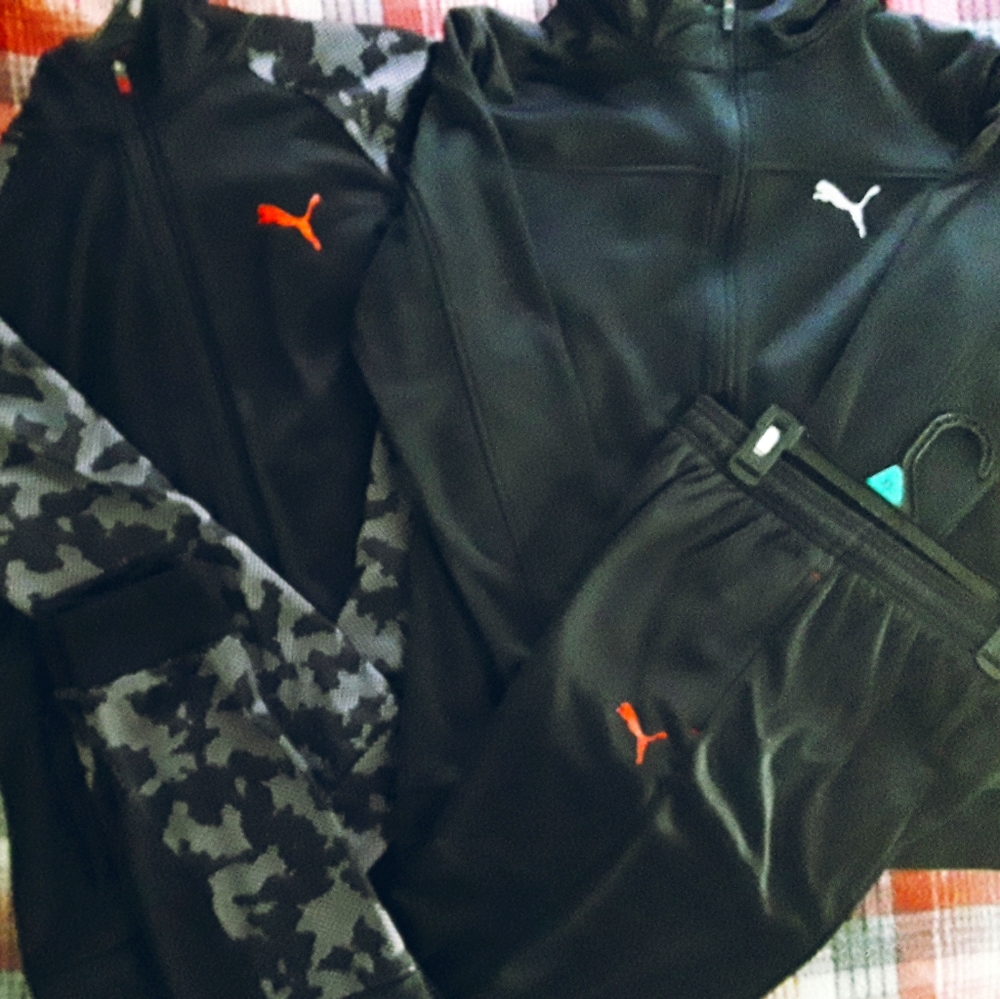 SOLD......BOYS 11 Piece lot